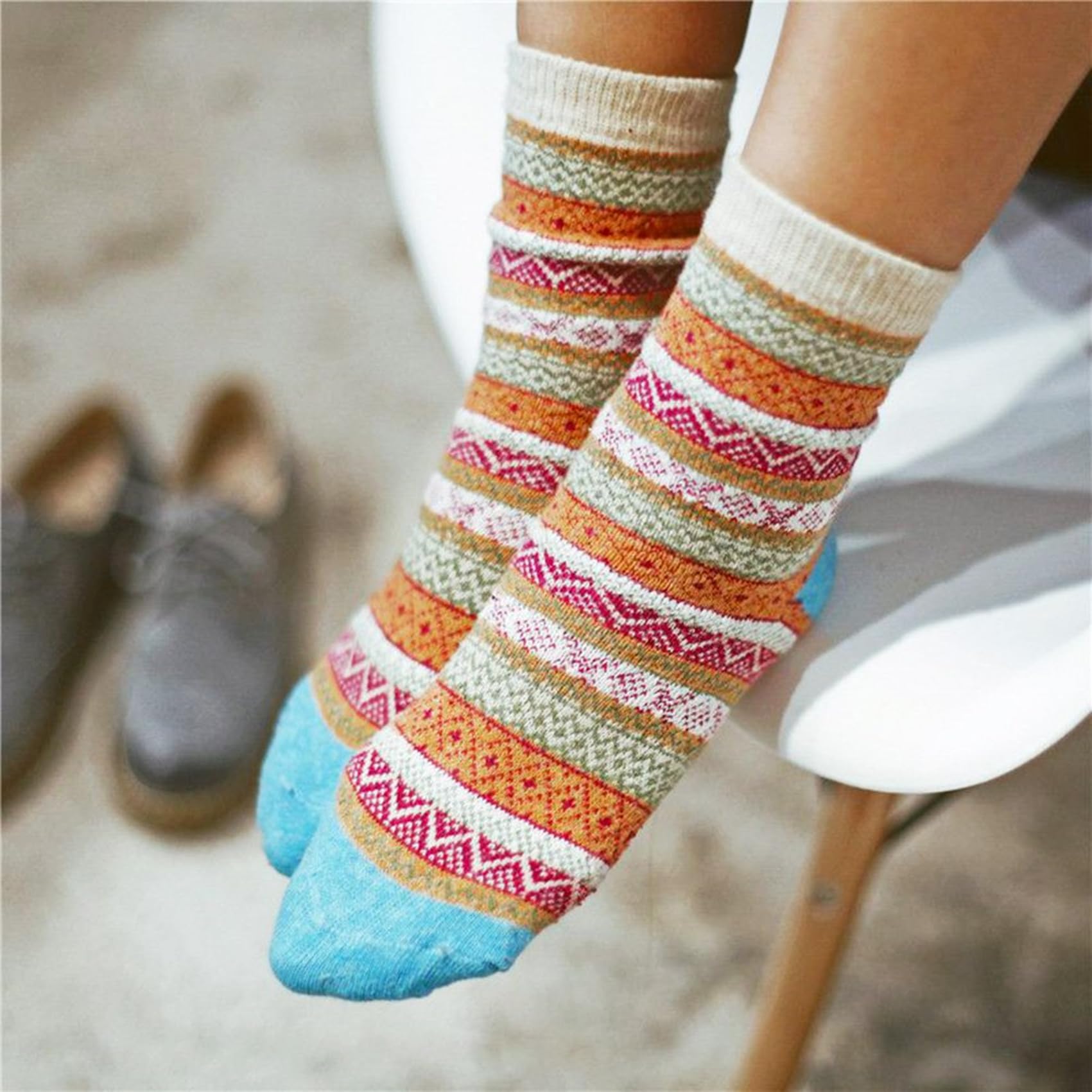 Loritta 5 Pairs Womens Wool Socks Winter Warm Socks Thick Knit Cabin Crew Cozy Boot Socks Gifts for Women, Multicolor