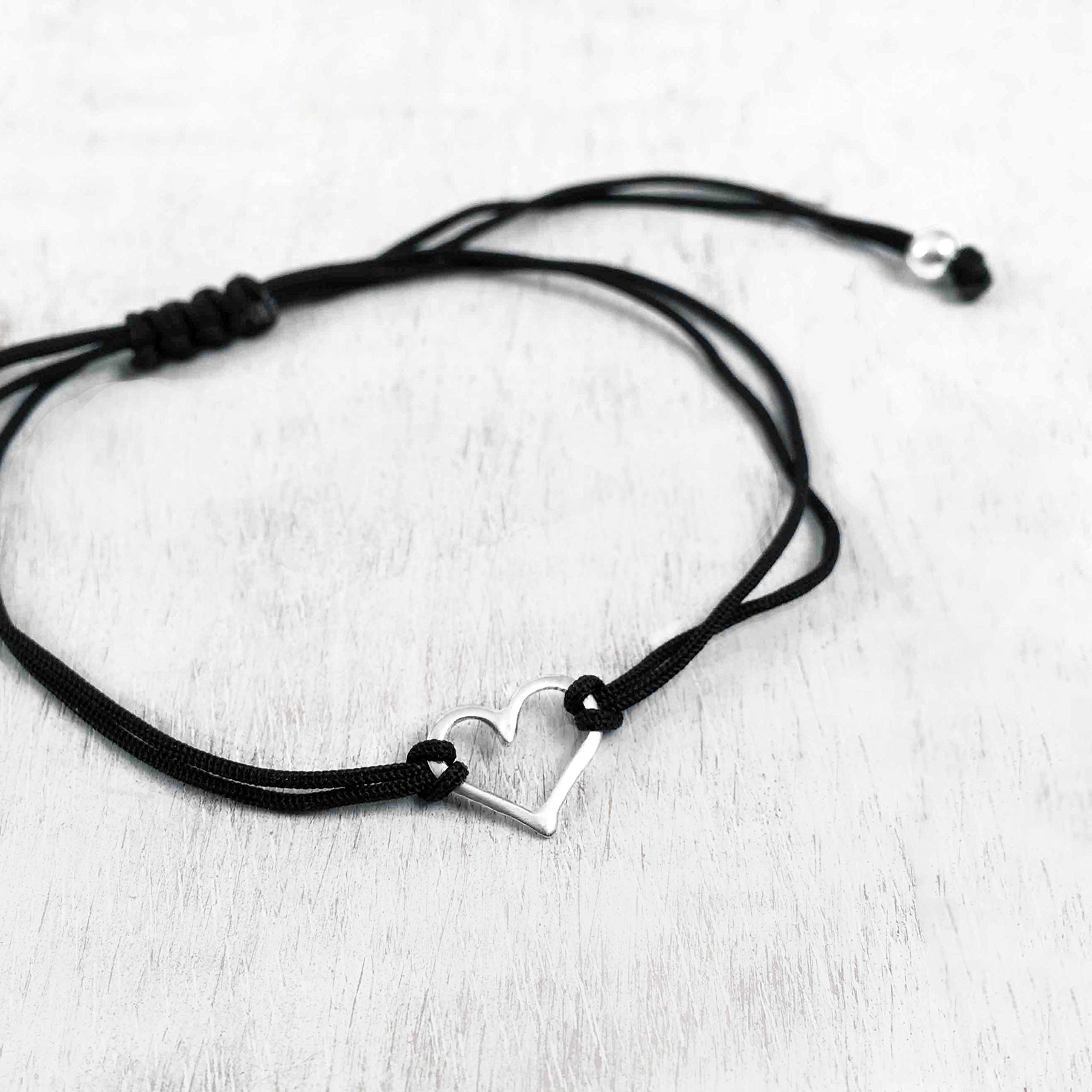 Claudia Lira Joyas Black Womens Friendship Bracelet, Small Handmade Sterling Silver 925 Open Heart Shaped Charm, Pull Adjustable Kindred Cord Thread. Handmade Heart Gift Set