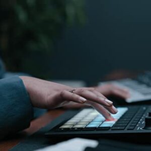 Novation Circuit Tracks: Groovebox sequencer with synth tracks, MIDI tracks and drum tracks for electronic music making