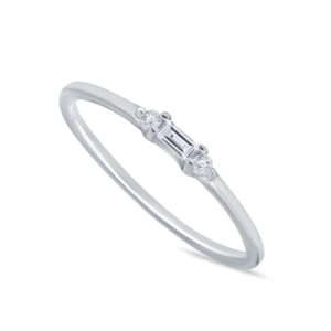 Blue Apple Co. Simulated Cubic Zirconia Size-5 Petite Dainty Band Ring 3 Stone Baguette Round CZ 925 Sterling Silver