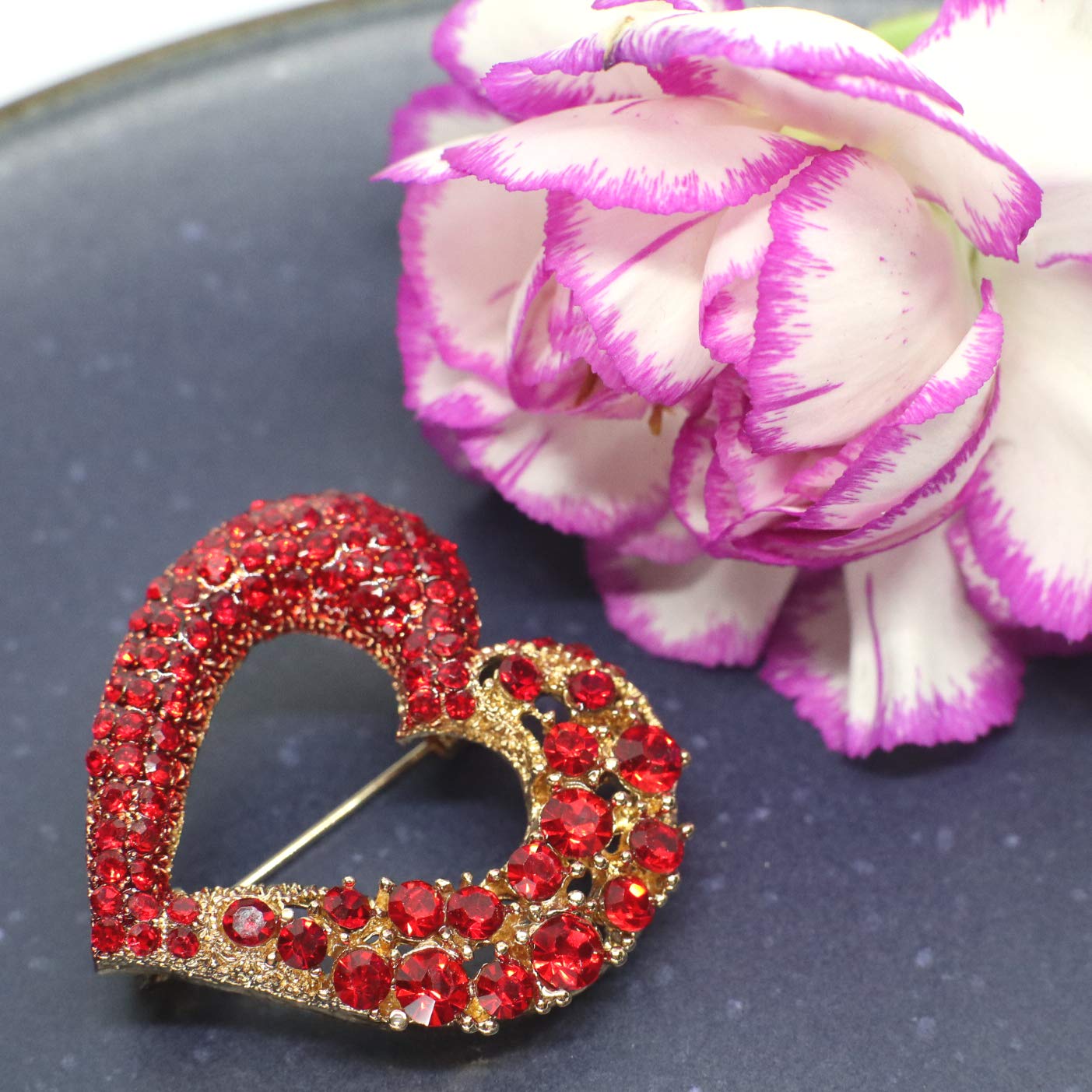 Valentine Love Heart Brooch Pins for Women Fashion