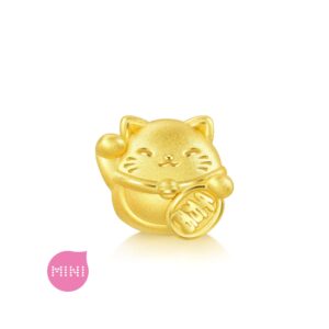 CHOW SANG SANG 999 24K Solid Gold Maneki Neko Lucky Cat Mini Charm Bracelet for Women 92307C