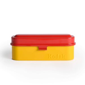 KODAK Film Case - for 5 Rolls of 35mm Films - Compact, Retro Steel Case to Sort and Safeguard Film Rolls (Red) (Film is not Included)