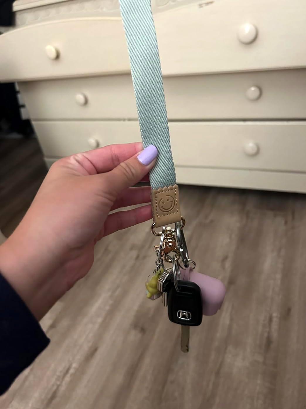 DQL short key lanyard, car key wristlet, Hand Wrist Lanyard Keychain, key wristlet for women (Pastel)