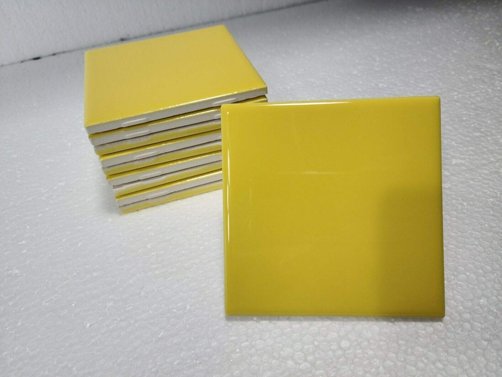 Sunflower Yellow Ceramic Tile 4 in Vintage 4x4 Daltile Color DH50 Subway Square Shower Bathroom Kitchen Backsplash Mosaic Arts Crafts Boxes 10 Piece