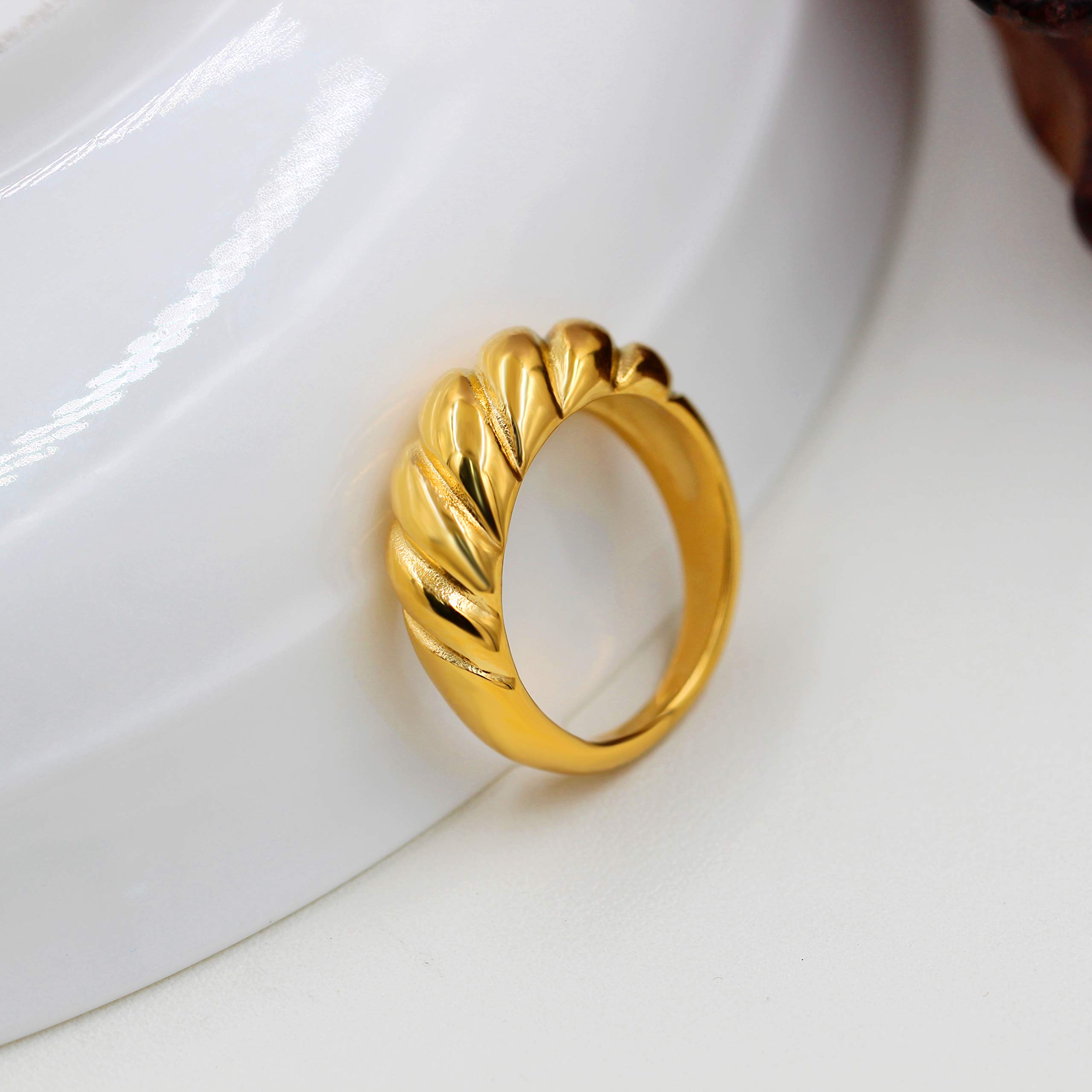 Uloveido 18K Gold Plated Croissant Ring Chunky Braided Twisted Dome Ring Band Stacking Minimalist Statement Rings (size 7)