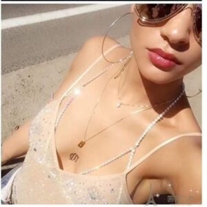 Aimimier Rhinestone Body Chain Bra Summer Beach Bikini Waist Chain Chest Belly Chain Crystal Sexy Body Jewelry for Women and Girls (Silver)