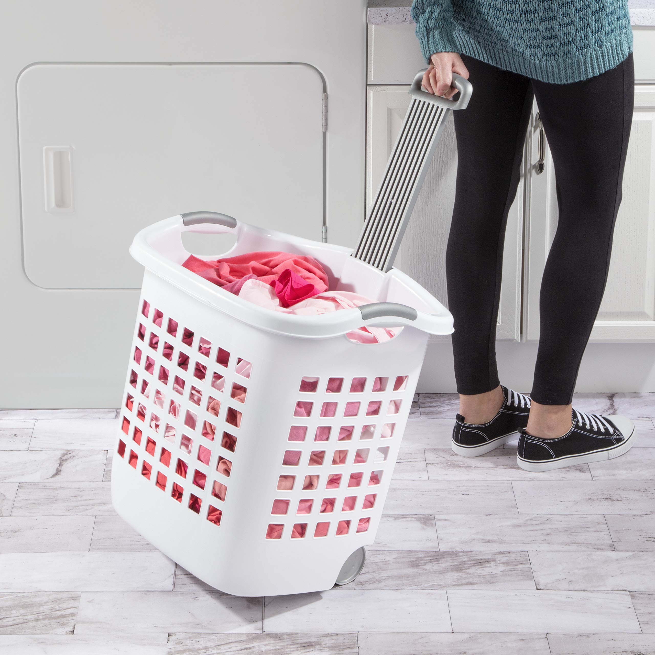 Sterilite 12168006 2 Bushel 71L Ultra Laundry Basket, White w/Titanium handles, 6 pack & 12248004 Laundry Basket, 62 L, White, Pack of 4