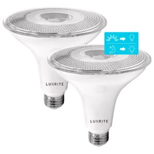 luxrite dusk to dawn par38 led bulb, 90w equivalent, automatic on off sensor, 5000k bright white, 1250 lumens, wet rated, outdoor security spotlight, ul listed, e26 base (2 pack)