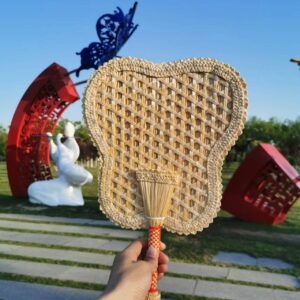 Kailinst Hand Woven Fan,Folding Hand Fan,Wheat Straw Hand Fan,Manual Fan,Hand Fans Women Foldable,Suitable for Summer,Barbecue,Decoration(7.2"Petal Fan)