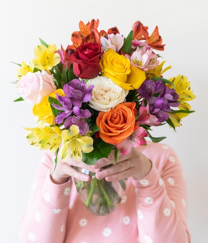 From You Flowers - Bright & Sunny Rose Bouquet with Glass Vase (Fresh Flower Bouquets) Birthday, Anniversary, Get Well, Sympathy, Congratulations, Thank You