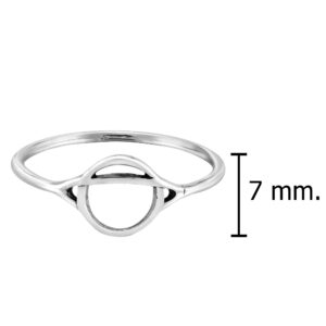 AeraVida Space-Chic Galaxy Planet Saturn .925 Sterling Silver Band Ring | Minimalist Planet Silver Ring for Women | Adorable Anniversary Jewelry Gift | Size (8)