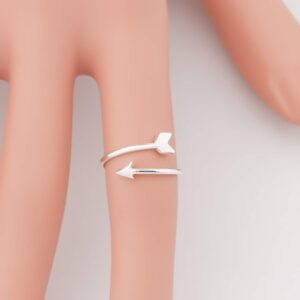 HOLLP Silver Classic Love Sideways Arrow Open Ring Friendship Jewelry Valentine's Day gift for Women(Arrow Ring)