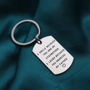 Faylora Step Mom Gifts Keychain from Daughter Son for Wedding Day Mother's Day Gift Birthday Gifts Adopted Key Rings for Her (I smile because you are my stepmom) Medium