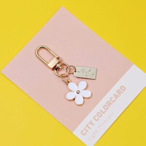 HOSBY 3 Pcs Keychains for Women, Bag Charm Flower Key Chain Car Key Ring Pendant for Purse, Handbag Bag, Earphone Case Decoration