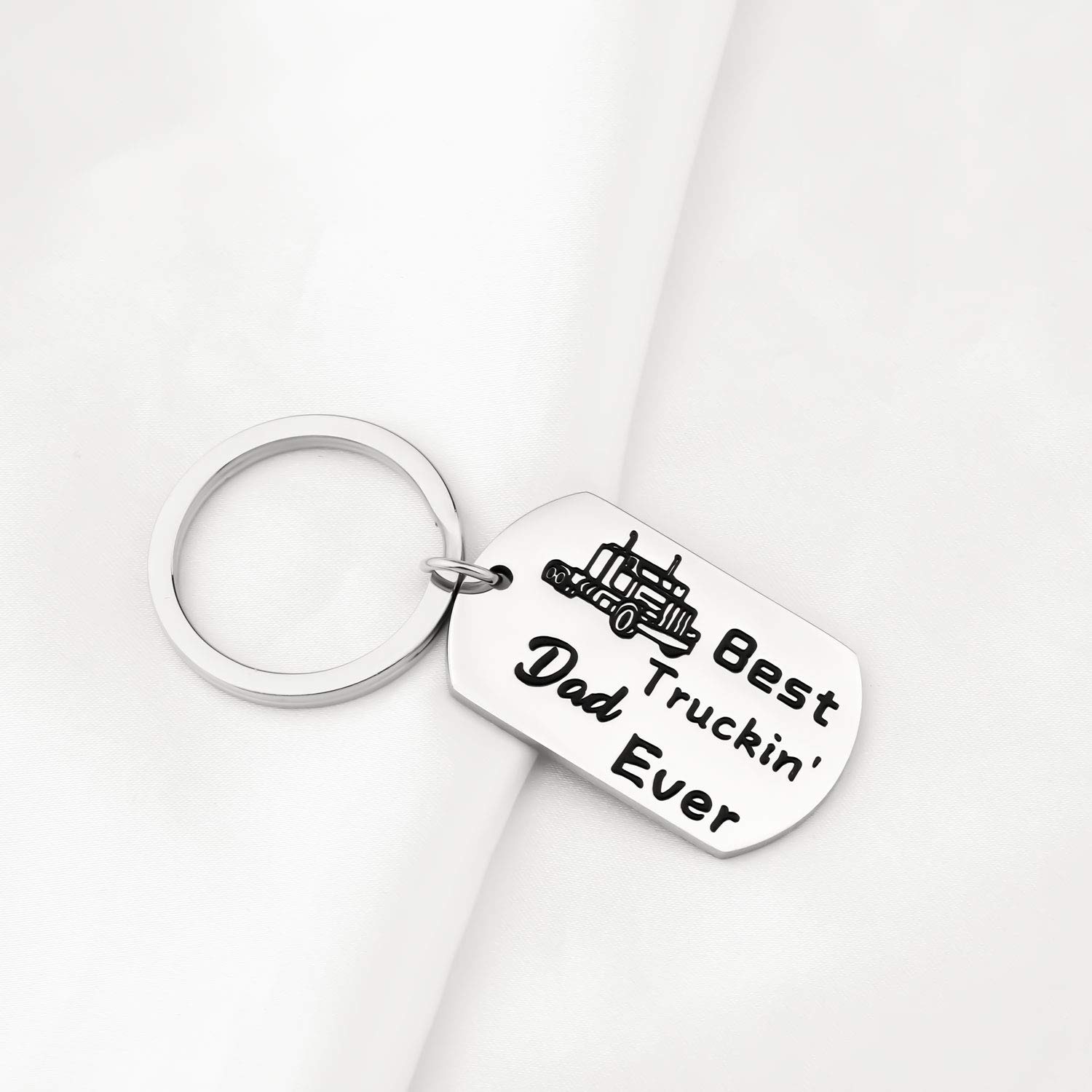 Truck Dad Gifts Trucker Dad Keychain Truck Driver Gifts for Dad from Daughter Wife Best Truckin' Dad Ever