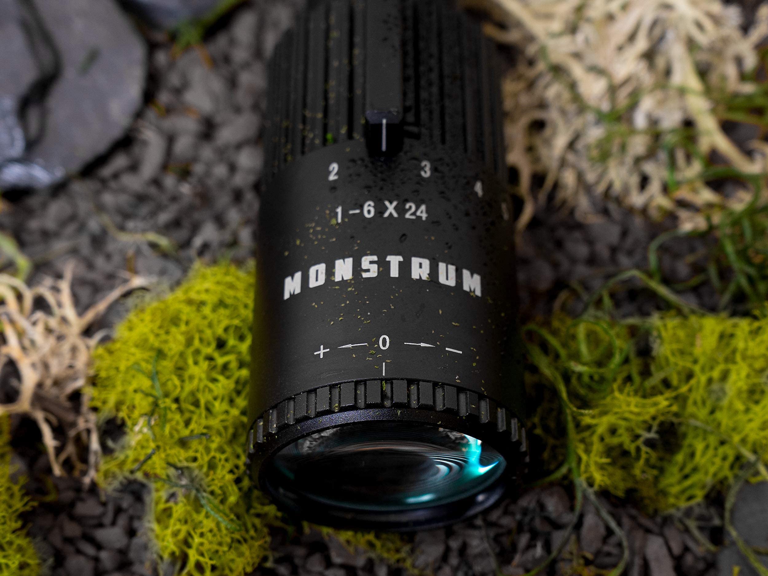 Monstrum Alpha 1-6x24 First Focal Plane FFP Rifle Scope with MOA Reticle | Precision V2 Picatinny Scope Rings | Bundle