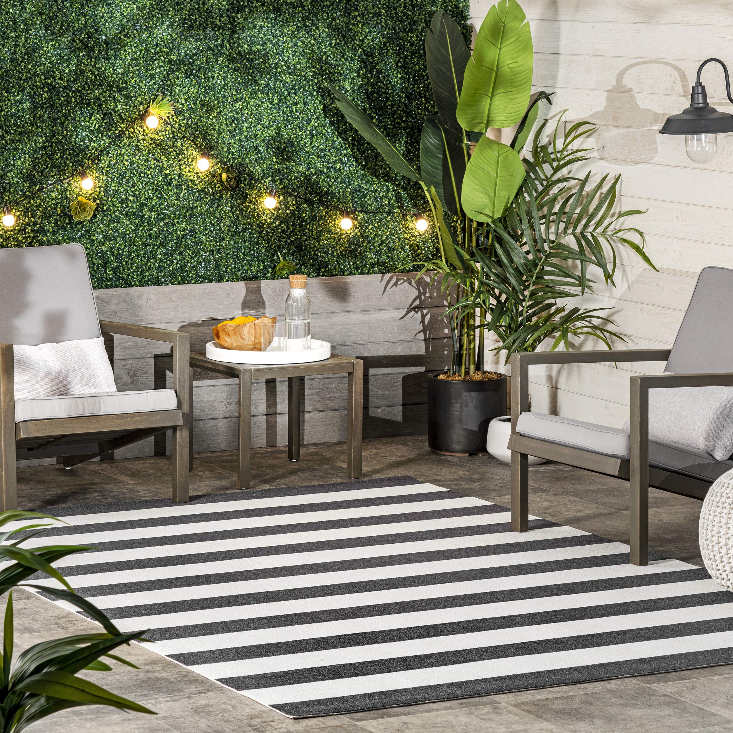 nuLOOM Christa Striped Indoor/Outdoor Area Rug, 9x12, Black