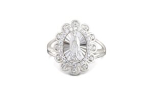 savlano 18k white gold plated oval lady of guadalupe virgin mary with round cut cubic zirconia women religious floral ring (7)