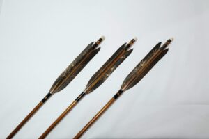 japanese traditional crafts kyudo arrow black eagle wing otori style charred bamboo 6-piece