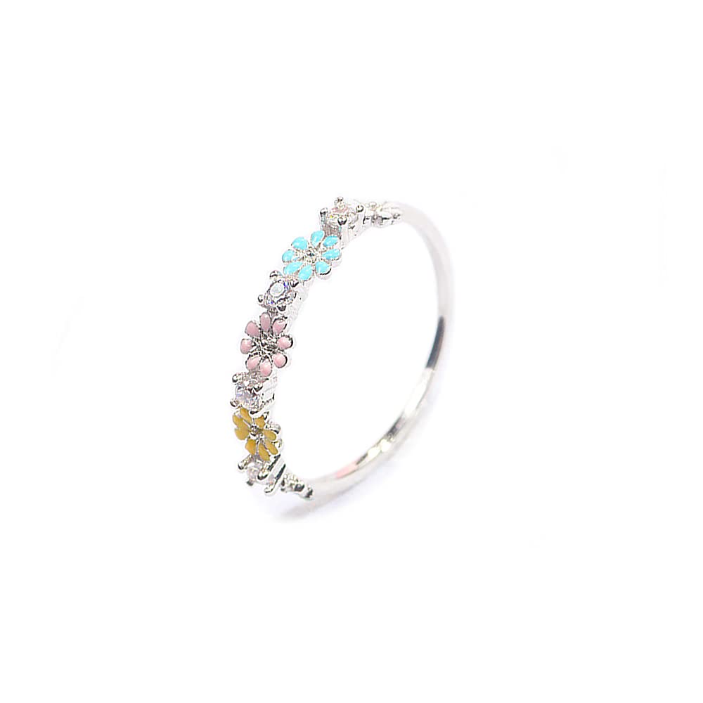 YOOESTORES82 Cute Colorful Daisy Ring for Women. Silver/Rose Gold Rhinestone Little Daisy Flowers Rings Sunflower Wedding Band Ring (Silver)