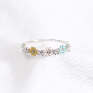 YOOESTORES82 Cute Colorful Daisy Ring for Women. Silver/Rose Gold Rhinestone Little Daisy Flowers Rings Sunflower Wedding Band Ring (Silver)