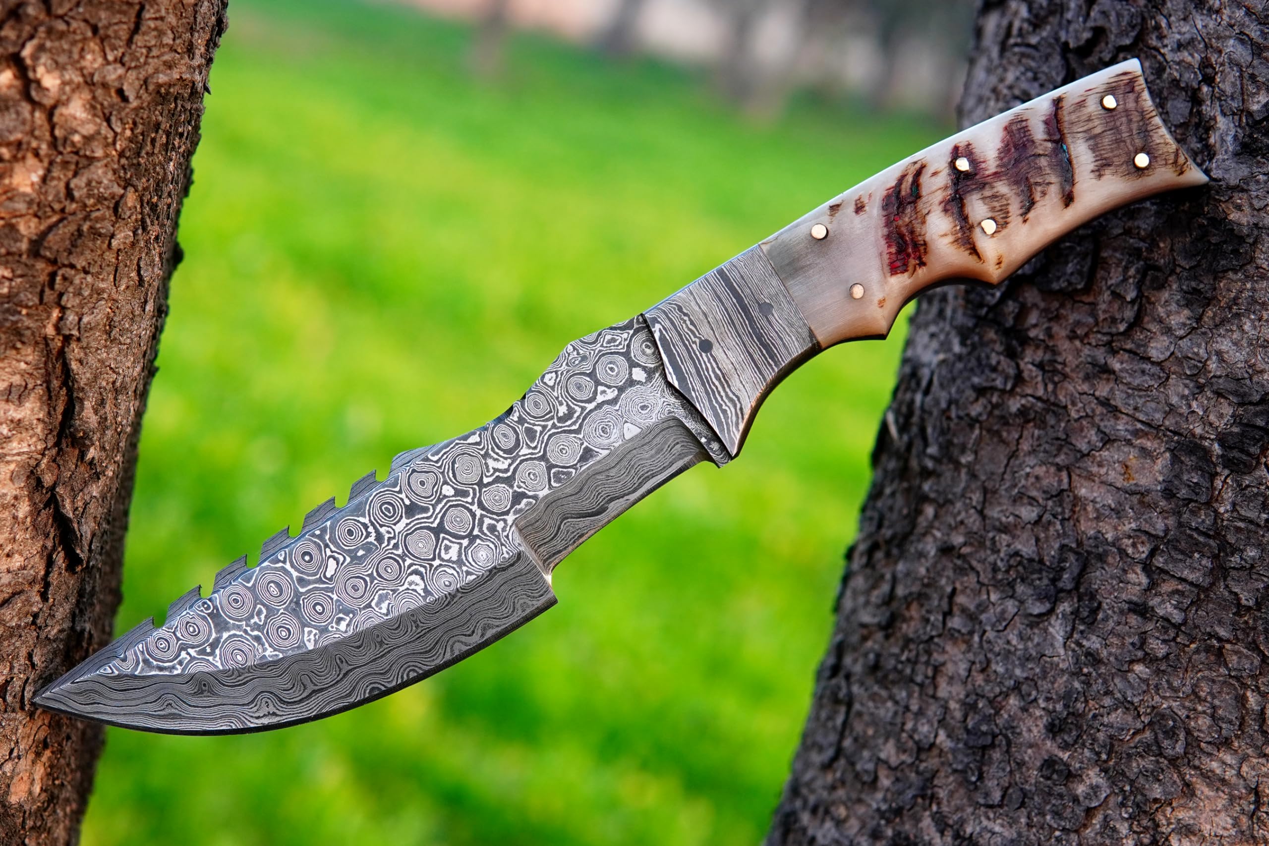 Ottoza Tracker Knife & Ram Horn Handle - Damascus Hunting Knife - Horizontal Carry Knife Sheath 262