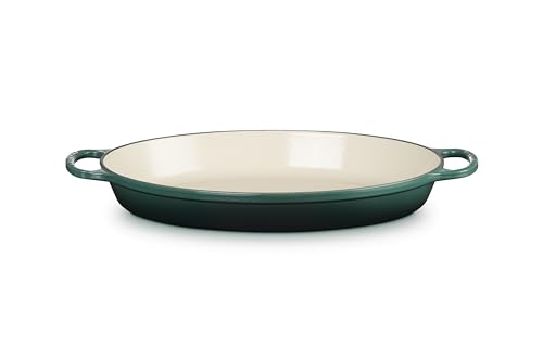 Le Creuset Enameled Cast Iron Signature Oval Baker, 3 qt., Artichaut