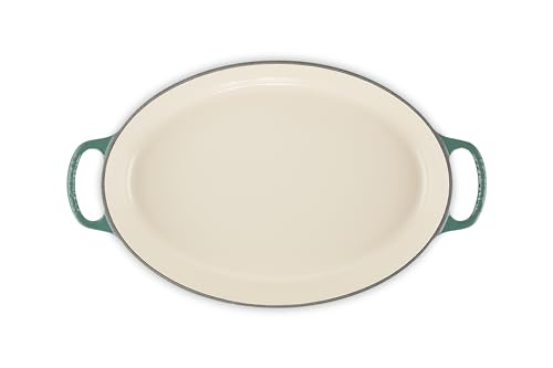 Le Creuset Enameled Cast Iron Signature Oval Baker, 3 qt., Artichaut