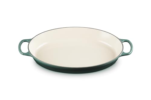 Le Creuset Enameled Cast Iron Signature Oval Baker, 3 qt., Artichaut