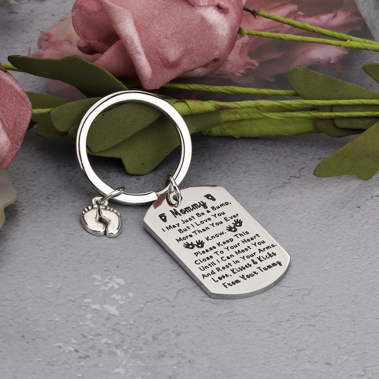 WSNANG Mommy To Be Keychain New Mom Gift Baby Announcement Jewelry Gift I May Just Be a Bump I Love You Mommy Keychain (Mommy DT)