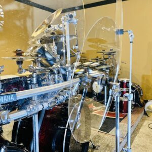 DistinctAndUnique 22 inch - 4 Pack Crystal Clear Acrylic Drum KIT Baffle - Muffles Live Recording Standard Mounting On All Cymbal Stand Performance Shields Sound Barrier