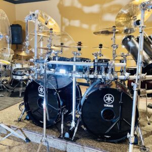 DistinctAndUnique 22 inch - 4 Pack Crystal Clear Acrylic Drum KIT Baffle - Muffles Live Recording Standard Mounting On All Cymbal Stand Performance Shields Sound Barrier