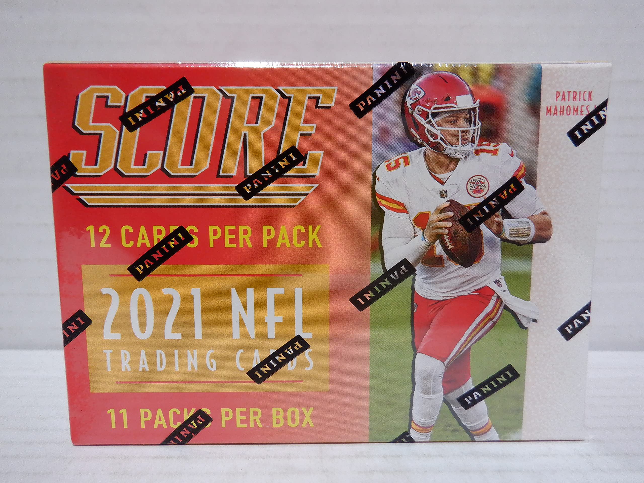 2021 Panini Score Football Sealed Blaster 132 Card Box Look for autograph and memorabilia Trevor Lawrence Rookie + bonus leaf pro set devonta smith pictured