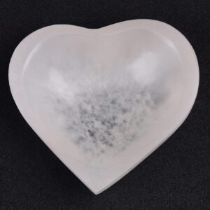 AMOYSTONE Natural Selenite Bowl Heart Shaped Selenite Plate for Crystals 4-4.7" for Reiki Healing Meditation Decoration