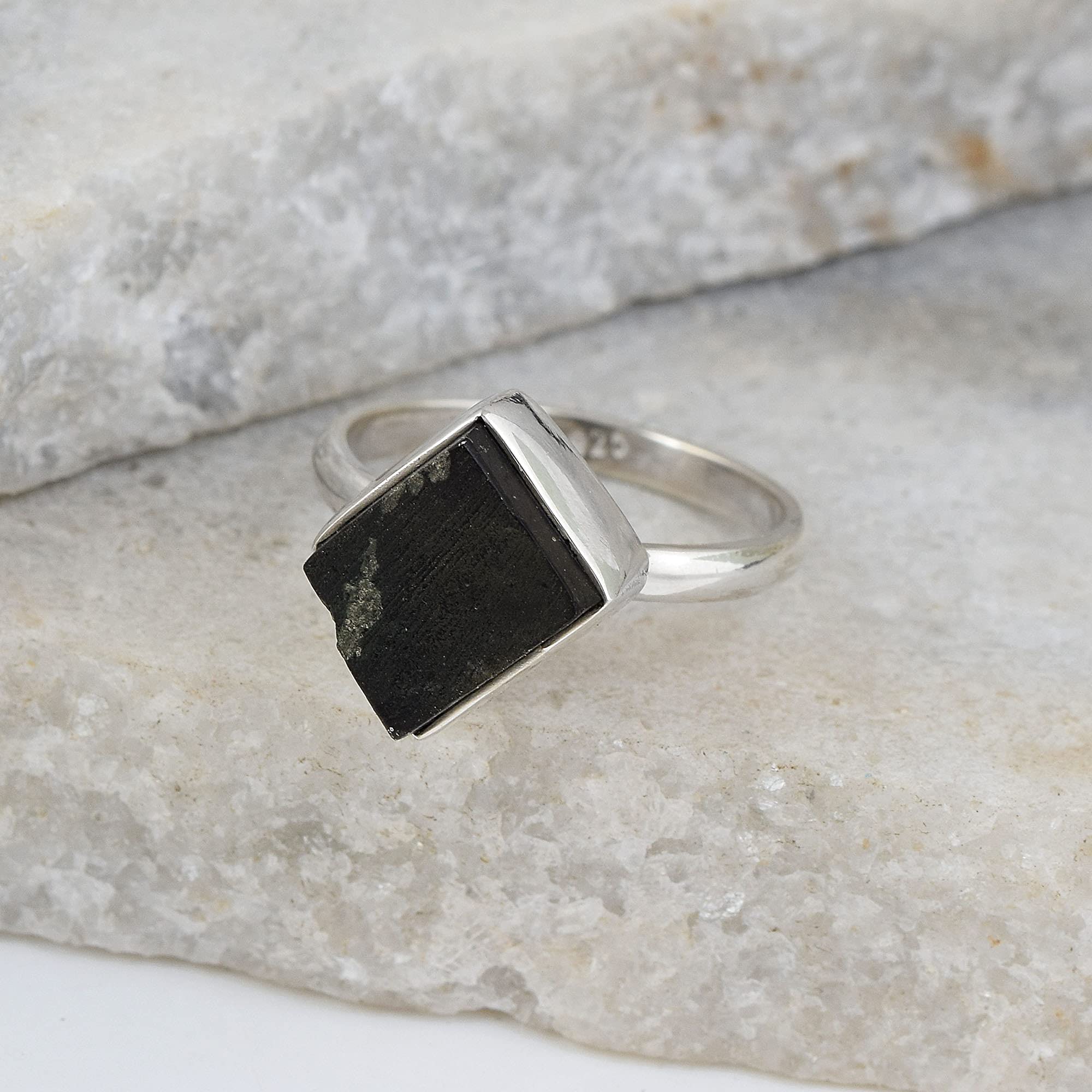 Sechi 925 Sterling Silver Raw Shungite Boho Statement Ring Jewelry for Women and Girls