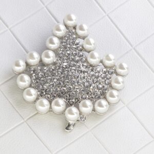 TONGXIN Alpha Kappa A Brooch Pin Sorority Paraphernalia Gift Rhinestone Brooch Sparkling Faux Pearl Brooch Pin(WHITE)