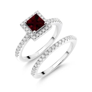 Gem Stone King 925 Sterling Silver Red Garnet and White Moissanite Wedding Engagement Ring Band Bridal Set For Women (1.48 Cttw, Princess Cut 5MM, Gemstone Birthstone, Available in Size 5, 6, 7, 8, 9)