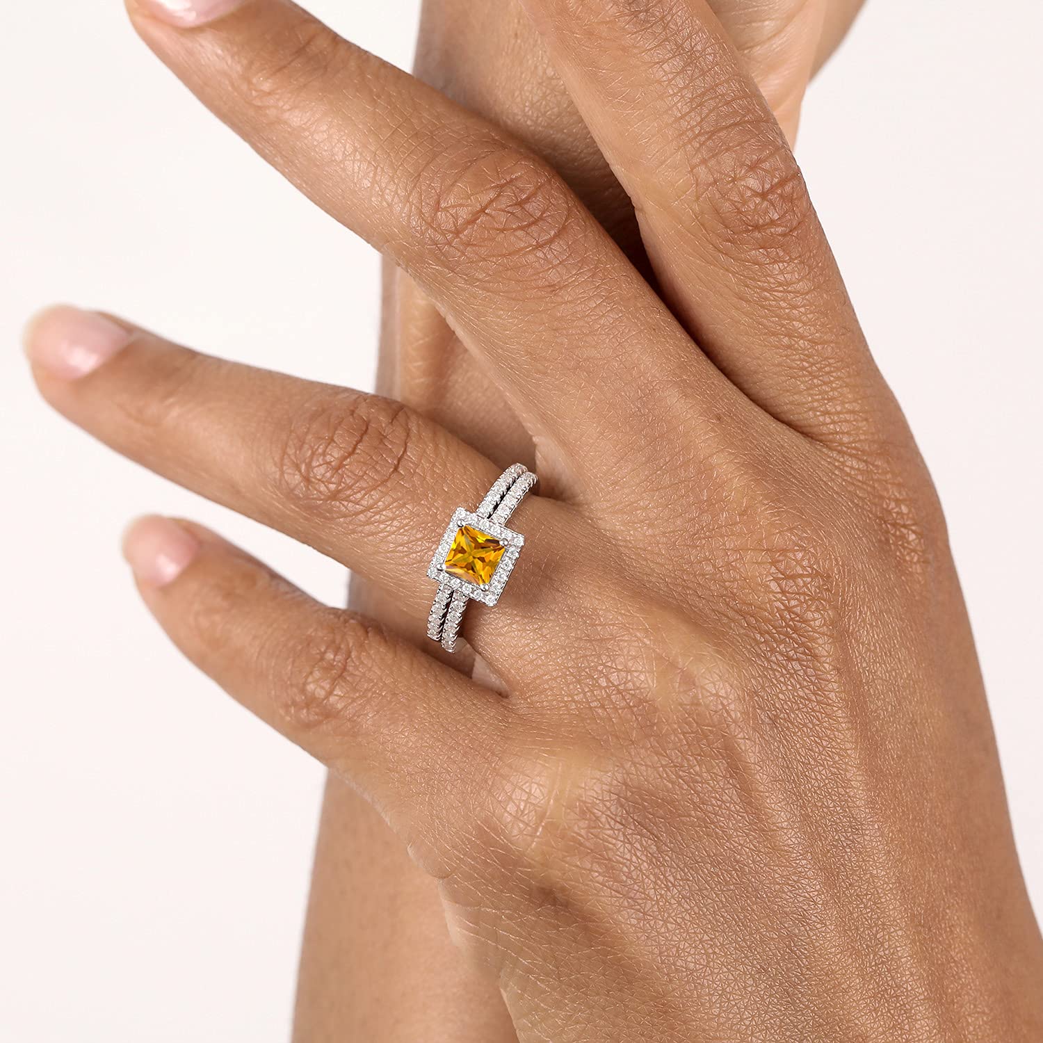 Gem Stone King 925 Sterling Silver Princess Yellow Citrine and Moissanite Wedding Engagement Ring Band Bridal Set For Women (1.16 Cttw, Gemstone Birthstone, Available in size 5, 6, 7, 8, 9)