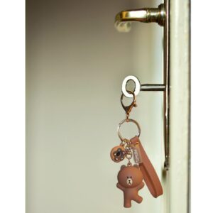 MEIPEL Cute Brown Bear Keychain Accessories, 3d Kawaii Figure Anime Keychains Decoration Silicone Keyring Pendant Car Key Holder Backpack Charm Gift for Women Men Boys Girls