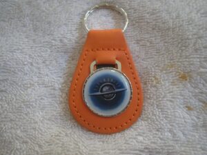 1930's 1940's 1950's olds world vintage logo leather keychain - pumpkin