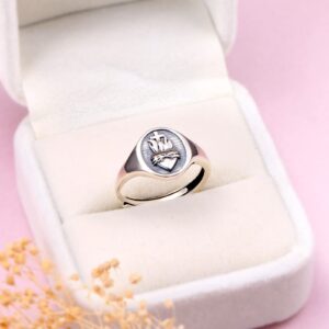 S925 Sterling Silver Flaming Sacred Heart Rings Catholic Faith Charm Women Signet Ring Adjustable Love of God Thorn Jewelry Easter Gifts, Size 7