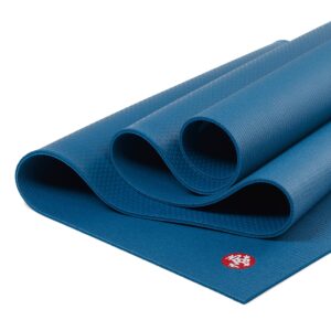 Manduka PRO Yoga Mat – Premium 6mm Thick Mat, Eco Friendly, Oeko-Tex Certified, Free of ALL Chemicals, High Performance Grip, Ultra Dense Cushioning for Support & Stability in Yoga, Pilates, Gym and Any General Fitness - 71 inches, Maldive