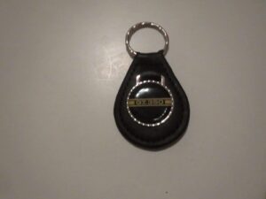 1965 - 1970 shelby gt-350 gt350 gold side stripe logo leather keychain - black