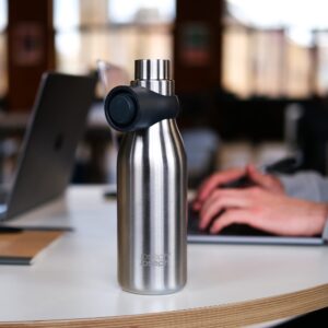 Joseph Joseph Loop™ Vacuum Insulated Water Bottle 500 ml (17 fl. oz) - Brushed/Anthracite