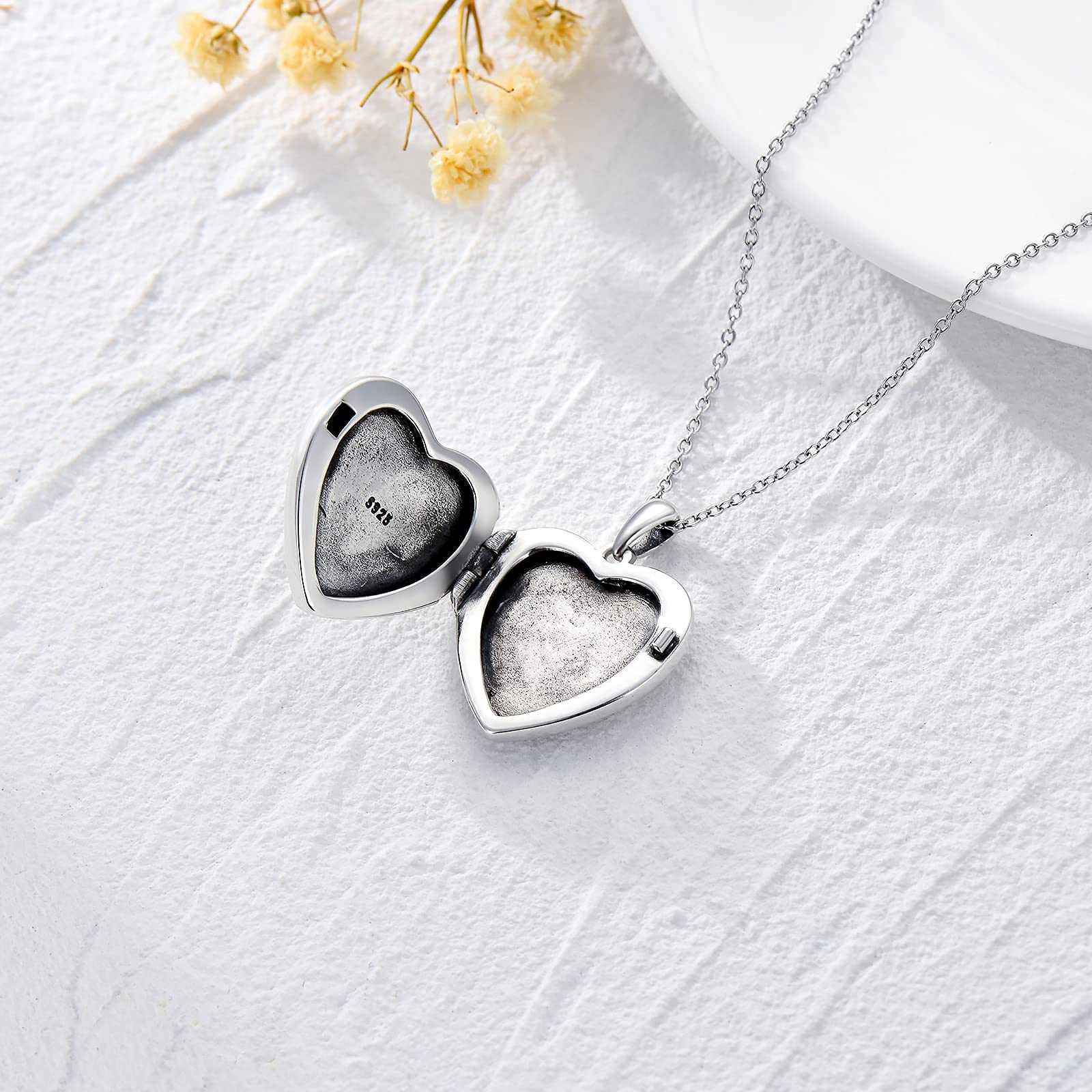 Dorunmo Rose Heart Locket Necklace that Hold 2 Photos 925 Sterling Silver Personalized Customized Rose Picture Locket Pendant Heart Locket Necklace for Women Mom