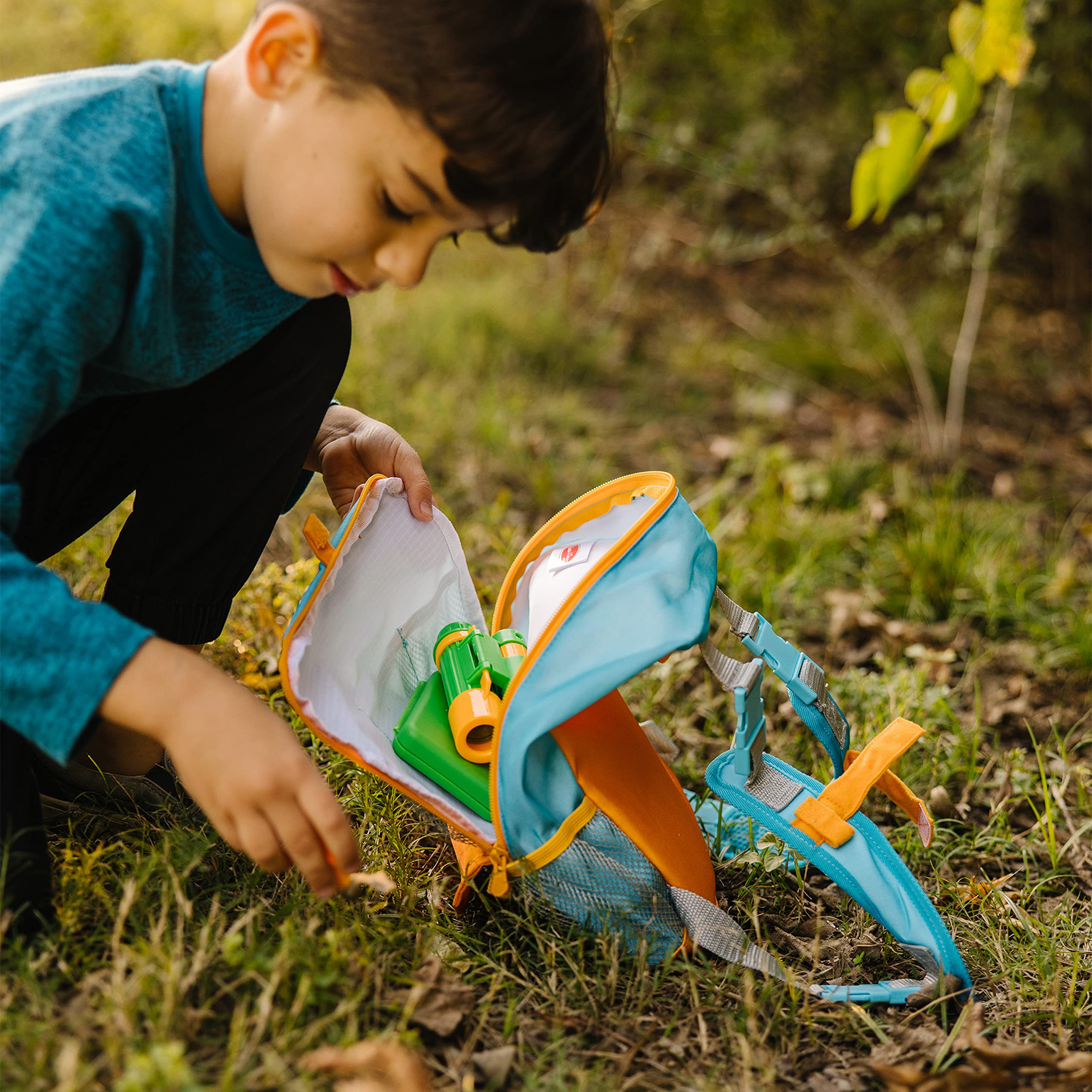 Melissa & Doug Let’s Explore Hiking Play Set – 23 Pieces Toddler Nature Toys, Hiking Toys for Kids Ages 3+