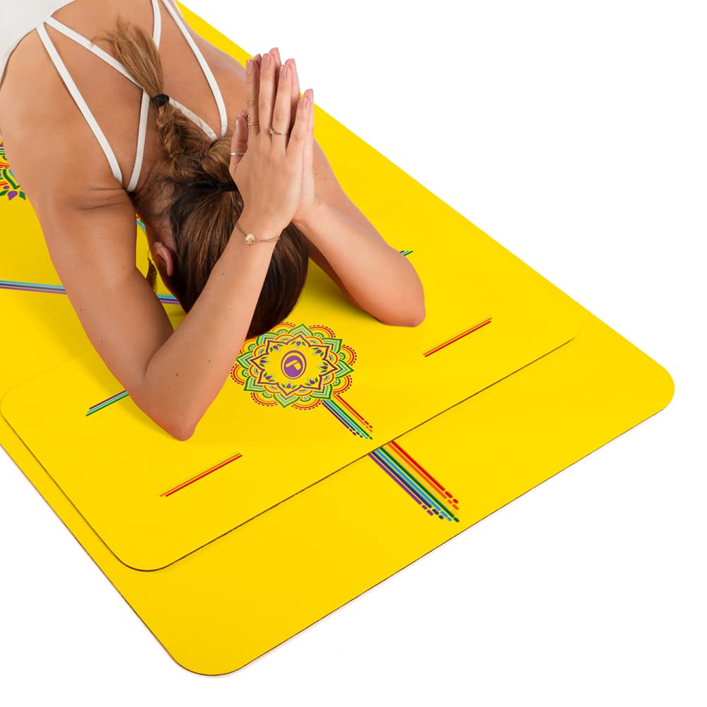 Liforme Yoga Pad - Free Yoga Bag, Patented Alignment System, Warrior-like Grip, Non-slip, Eco-friendly and biodegradable, 4.2mm thick pad for knee, elbow and hand support during Yoga (Yellow)