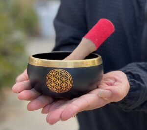 tibetan flower of life singing bowl mallet cushion set ~ for meditation, yoga, spiritual healing and mindfulness ~ medium (black)