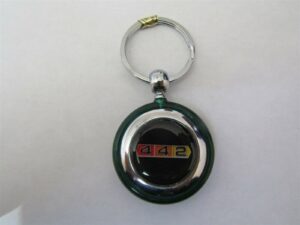 1965 1966 1967 1968 olds 442 4-4-2 tri color logo round plastic keychain - green